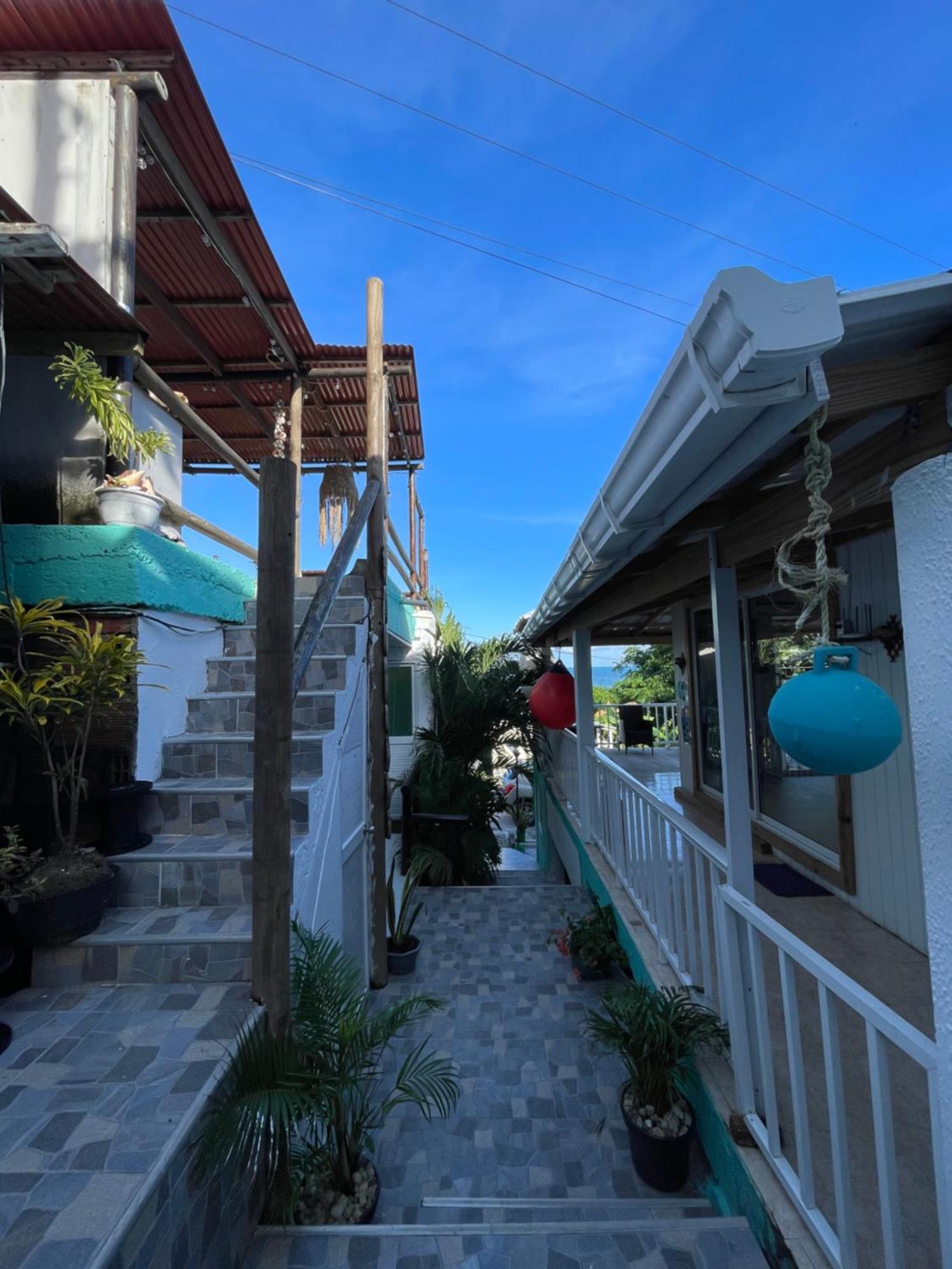 Sunrise View Posada Morris Hill Exterior photo